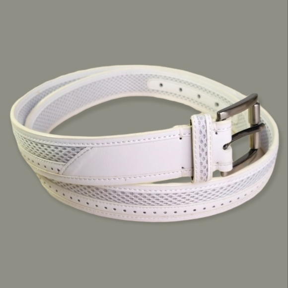 White Summer Leather With Mesh Pattern Men's Belt Size 44 - Picture 1 of 5